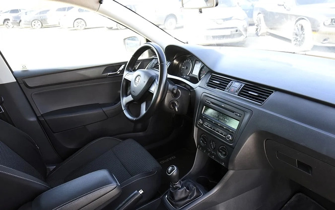 Skoda RAPID cena 19900 przebieg: 271000, rok produkcji 2013 z Tarnobrzeg małe 191
